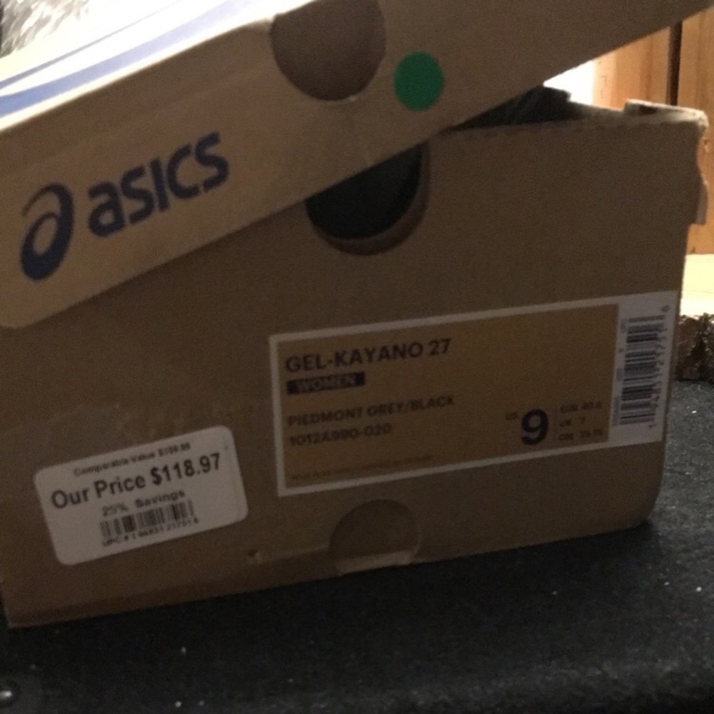 ASICS Gel-Kayano 27